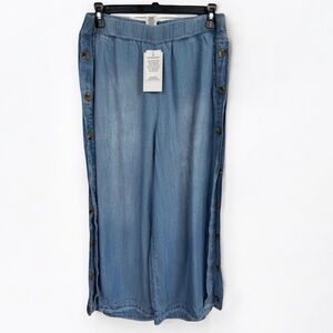 For The Republic Chambray Size S Wide Leg Side Button Frayed Hem Ankle